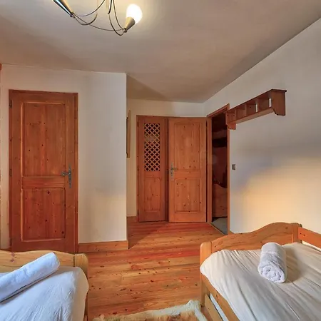 Burgundy: Vallet * Chamonix